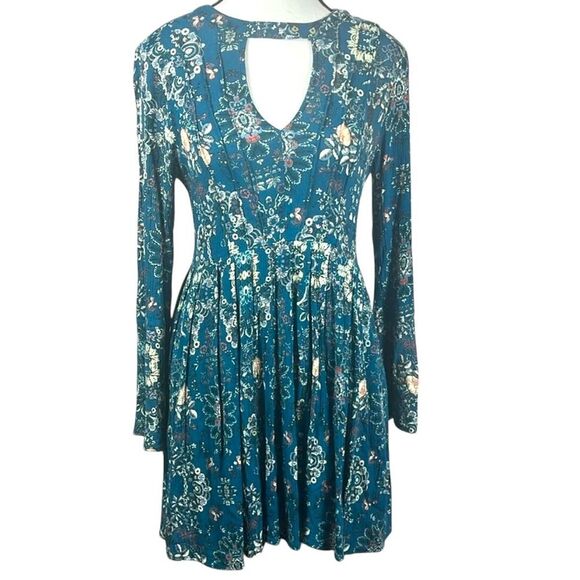 Altar'd State Boho Teal Blue Green Floral Paisley Mini Dress Size S Bell Sleeves - Picture 1 of 8